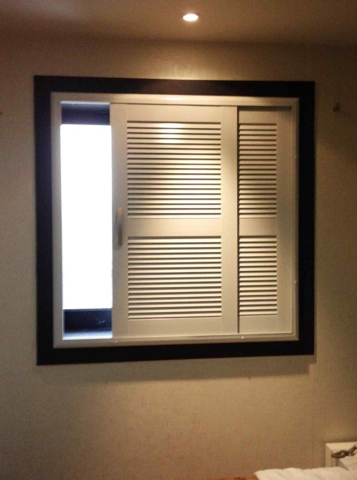 Sliding Shutter